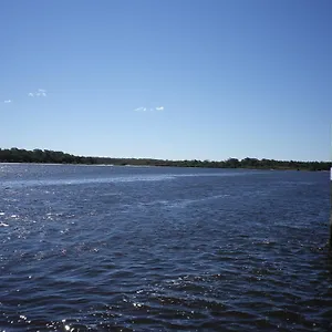 Motel Tin Can Bay's Sleepy Lagoon, Tin Can Bay